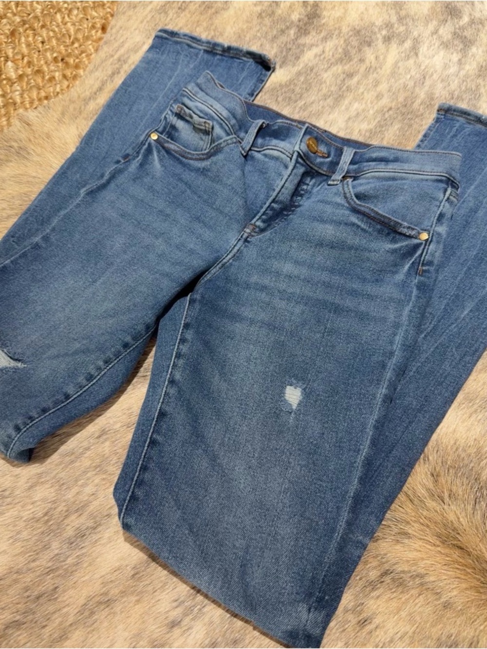Express Skyscraper Jeans Size 2 High Rise Distressed Bootcut Split Hem - Picture 9 of 12
